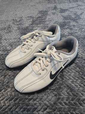 Nike Golf Shoes White Black Gray 317637-101 Size 4Y EU